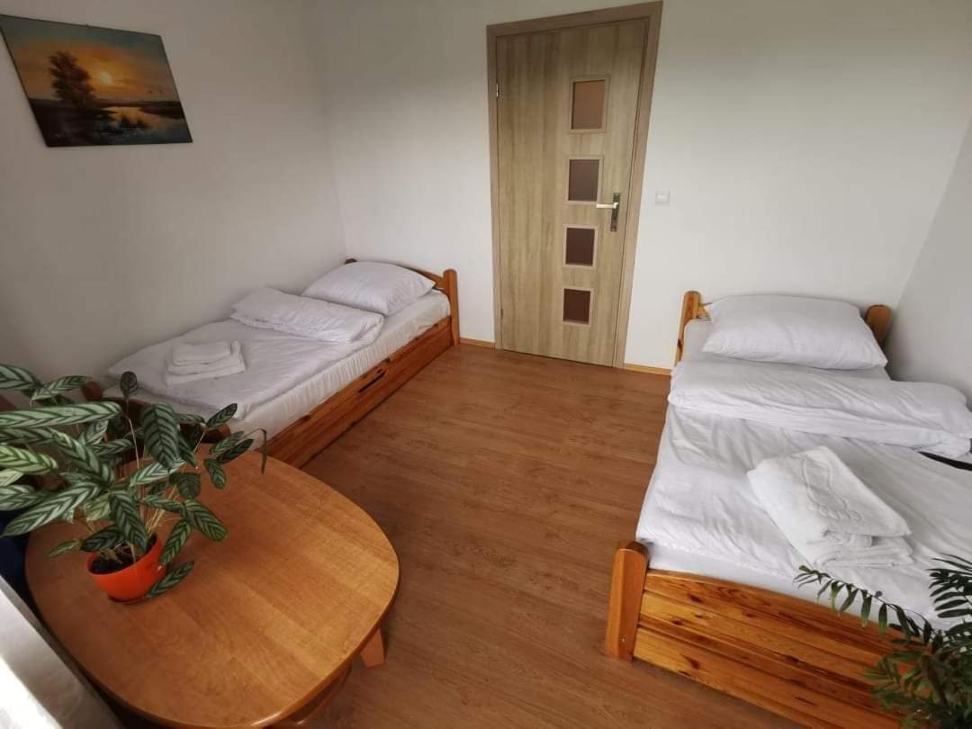 Pokoje Goscinne U Marysi Nowy Sacz Bagian luar foto