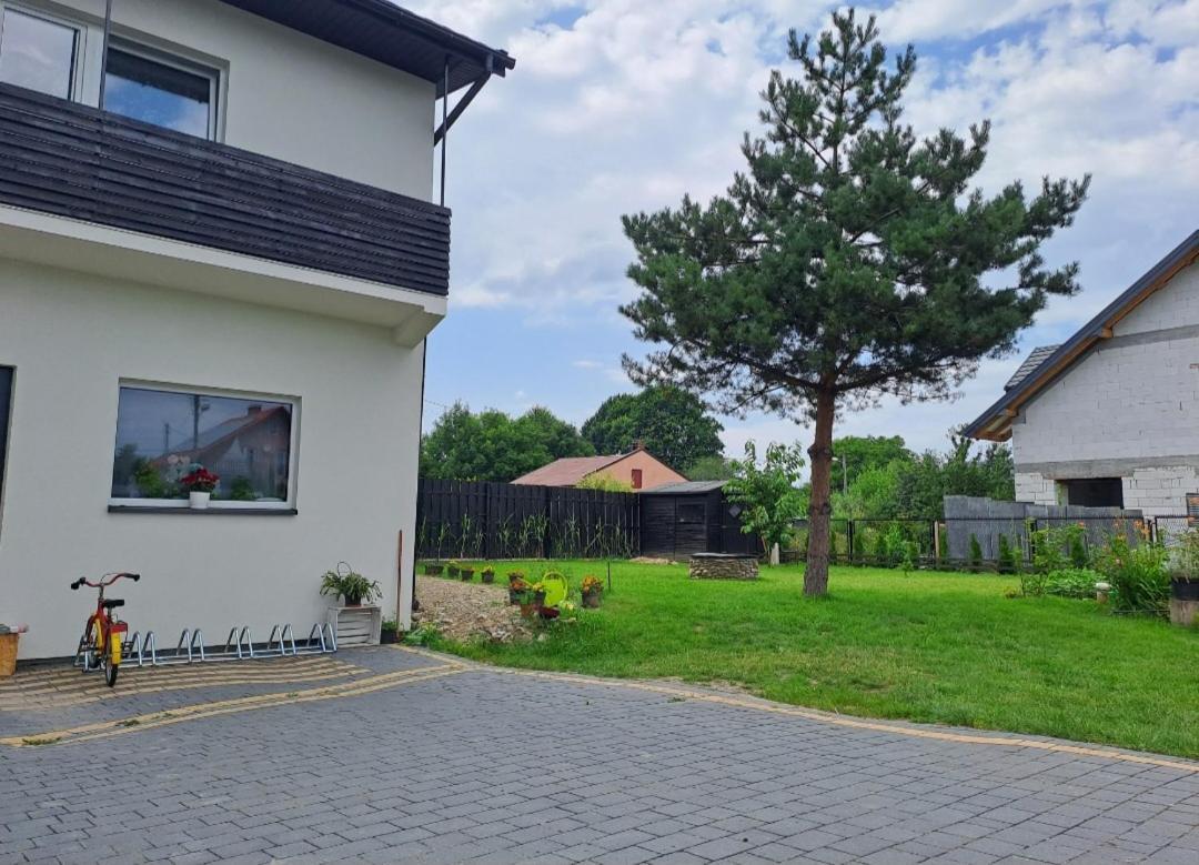 Pokoje Goscinne U Marysi Nowy Sacz Bagian luar foto